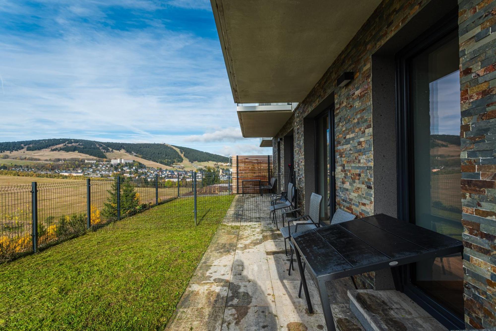Apartmany Vista Klinovec Loučná pod Klínovcem エクステリア 写真