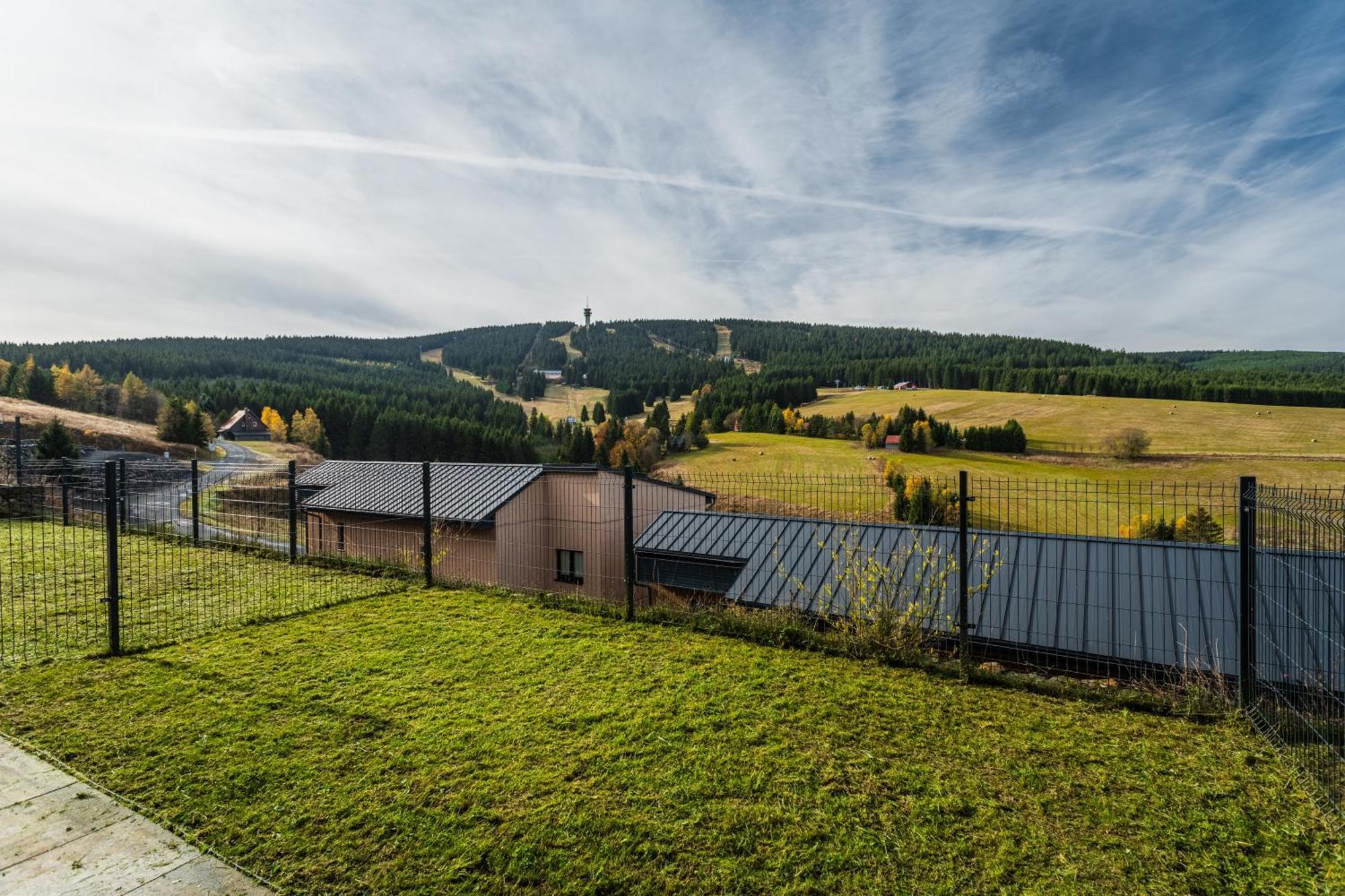 Apartmany Vista Klinovec Loučná pod Klínovcem エクステリア 写真